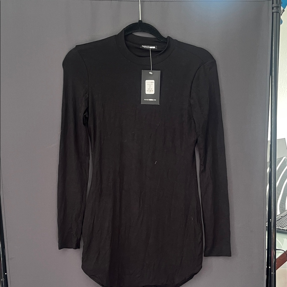 Fashion Nova NWT Classic Black Long Sleeve Tunic